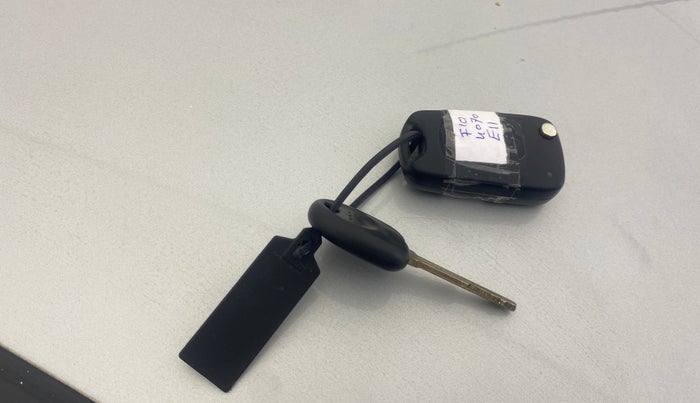 2014 Hyundai i10 SPORTZ 1.1, Petrol, Manual, 64,534 km, Key Close Up