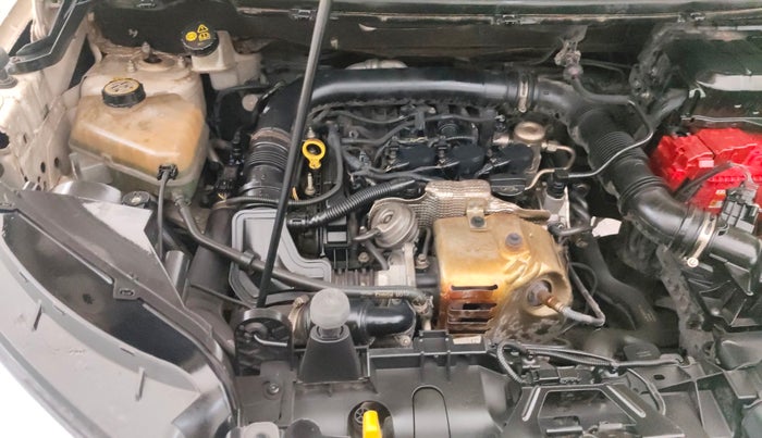 2014 Ford Ecosport TITANIUM 1.0L ECOBOOST, Petrol, Manual, 44,215 km, Engine View - Right