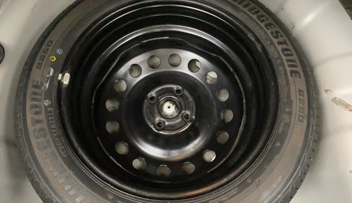 2013 Hyundai Verna FLUIDIC 1.6 VTVT SX OPT AT, Petrol, Automatic, 87,219 km, Spare Tyre