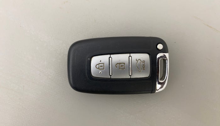 2013 Hyundai Verna FLUIDIC 1.6 VTVT SX OPT AT, Petrol, Automatic, 87,219 km, Key Close Up