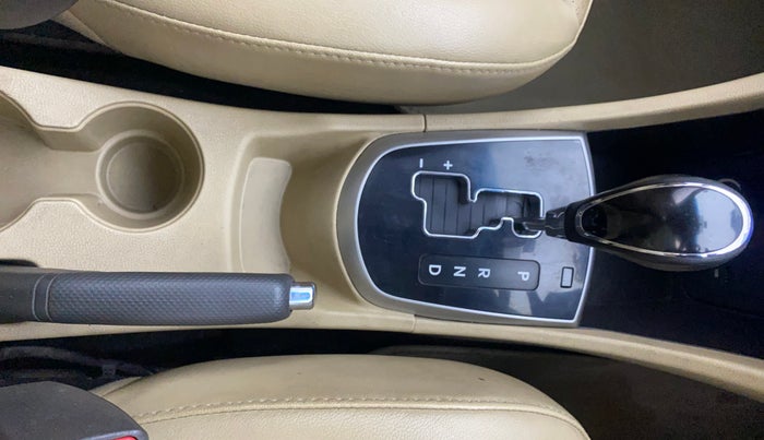 2013 Hyundai Verna FLUIDIC 1.6 VTVT SX OPT AT, Petrol, Automatic, 87,219 km, Gear Lever