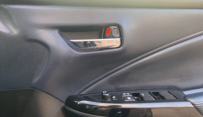 2023 Maruti Baleno ALPHA PETROL 1.2, Petrol, Manual, 27,757 km, Driver Side Door Panels Control