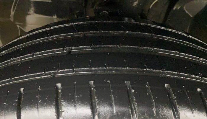 2022 Tata PUNCH CREATIVE  MT, Petrol, Manual, 44,573 km, Left Front Tyre Tread