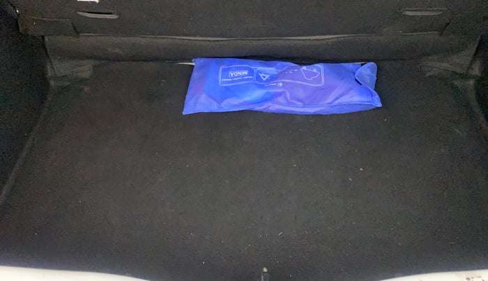 2022 Tata PUNCH CREATIVE  MT, Petrol, Manual, 44,573 km, Boot Inside