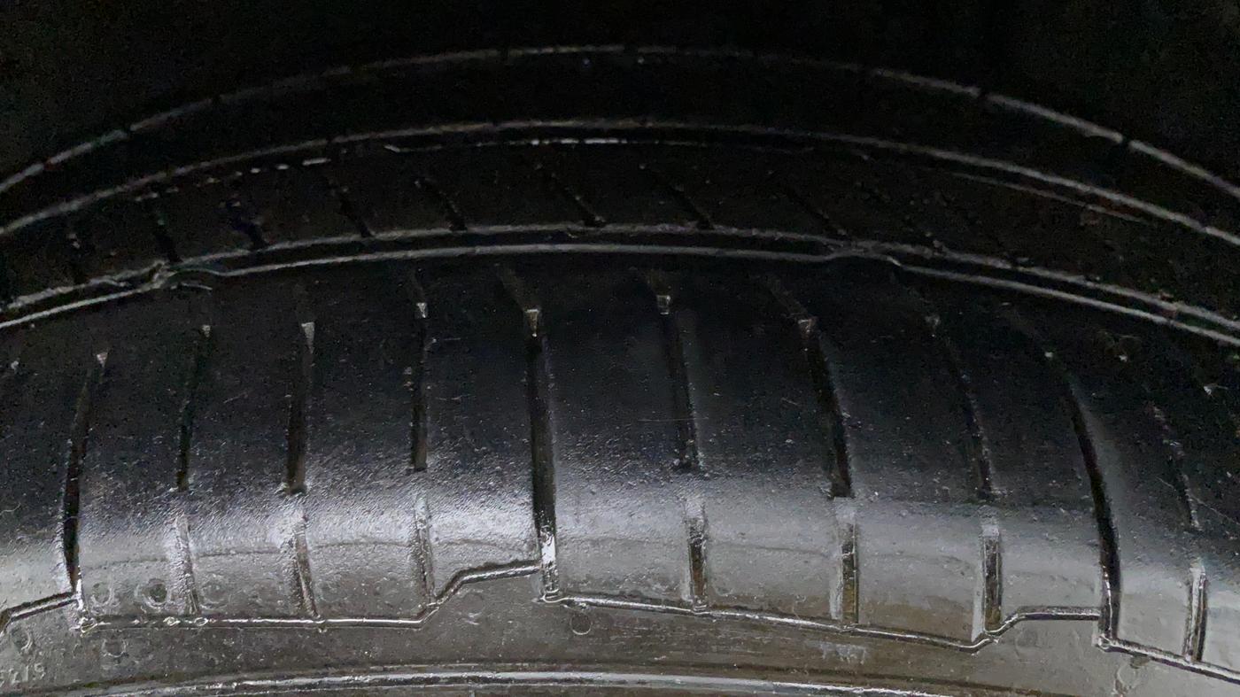 2018 Toyota YARIS VX CVT, Petrol, Automatic, 79,642 km, Right Front Tyre Tread