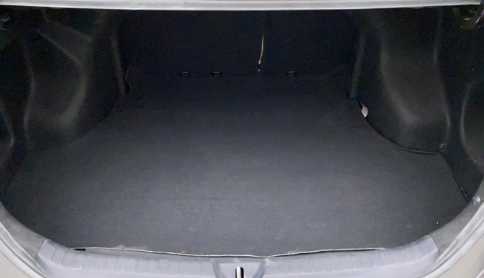 2018 Toyota YARIS VX CVT, Petrol, Automatic, 79,642 km, Boot Inside