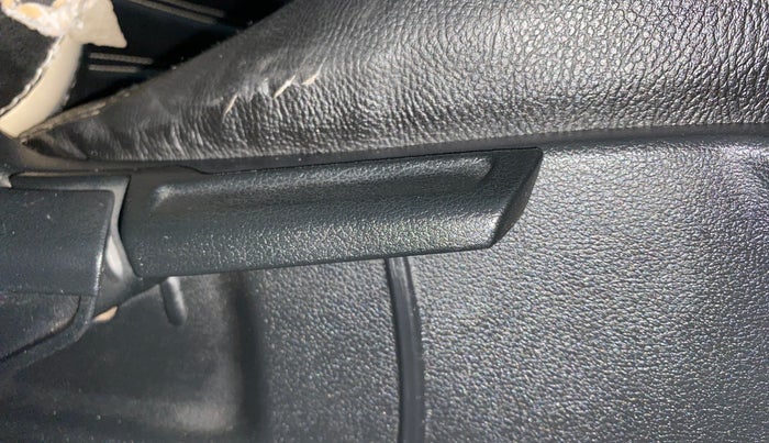 2019 Hyundai VENUE SX 1.0 TURBO, Petrol, Manual, 1,25,196 km, Driver Side Adjustment Panel