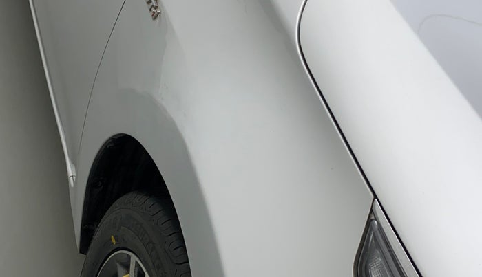 2017 Toyota Corolla Altis VL AT, Petrol, Automatic, 66,207 km, Right fender - Slightly dented