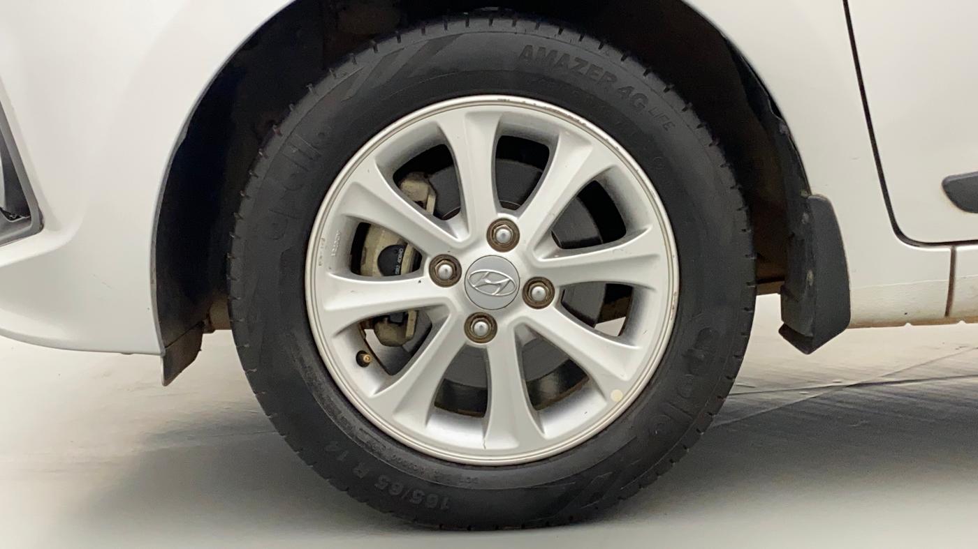 2015 Hyundai Grand i10 ASTA AT 1.2 KAPPA VTVT, Petrol, Automatic, 46,115 km, Left Front Wheel