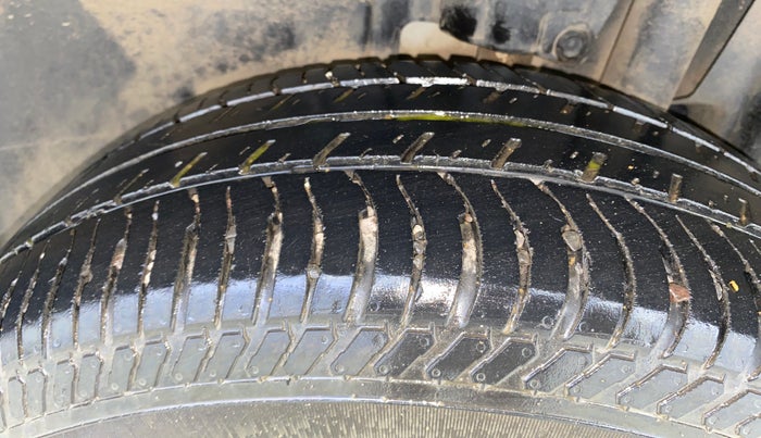 2023 Maruti BREZZA VXI S-CNG, CNG, Manual, 37,722 km, Left Rear Tyre Tread