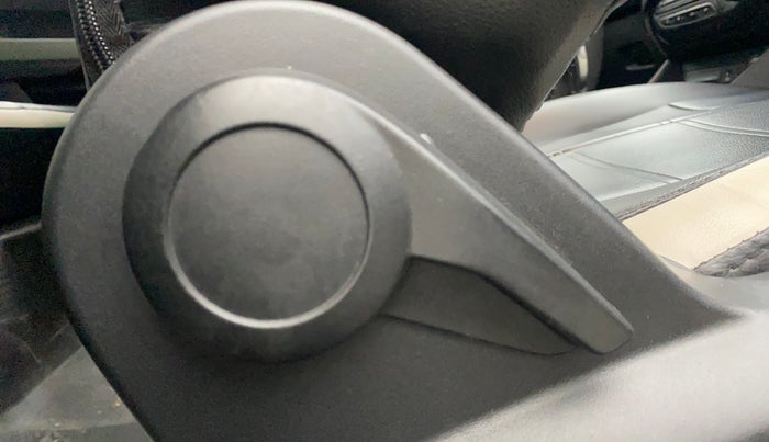 2023 Tata PUNCH ADVENTURE AMT, Petrol, Automatic, 21,982 km, Driver Side Adjustment Panel