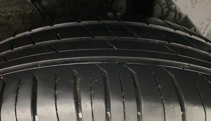 2023 Tata PUNCH ADVENTURE AMT, Petrol, Automatic, 21,982 km, Left Rear Tyre Tread