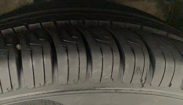 2018 Maruti Celerio VXI CNG, CNG, Manual, 71,263 km, Right Front Tyre Tread