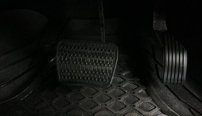 2021 Tata PUNCH CREATIVE AMT 1.2 RTN DUAL TONE, Petrol, Automatic, 29,576 km, Pedals