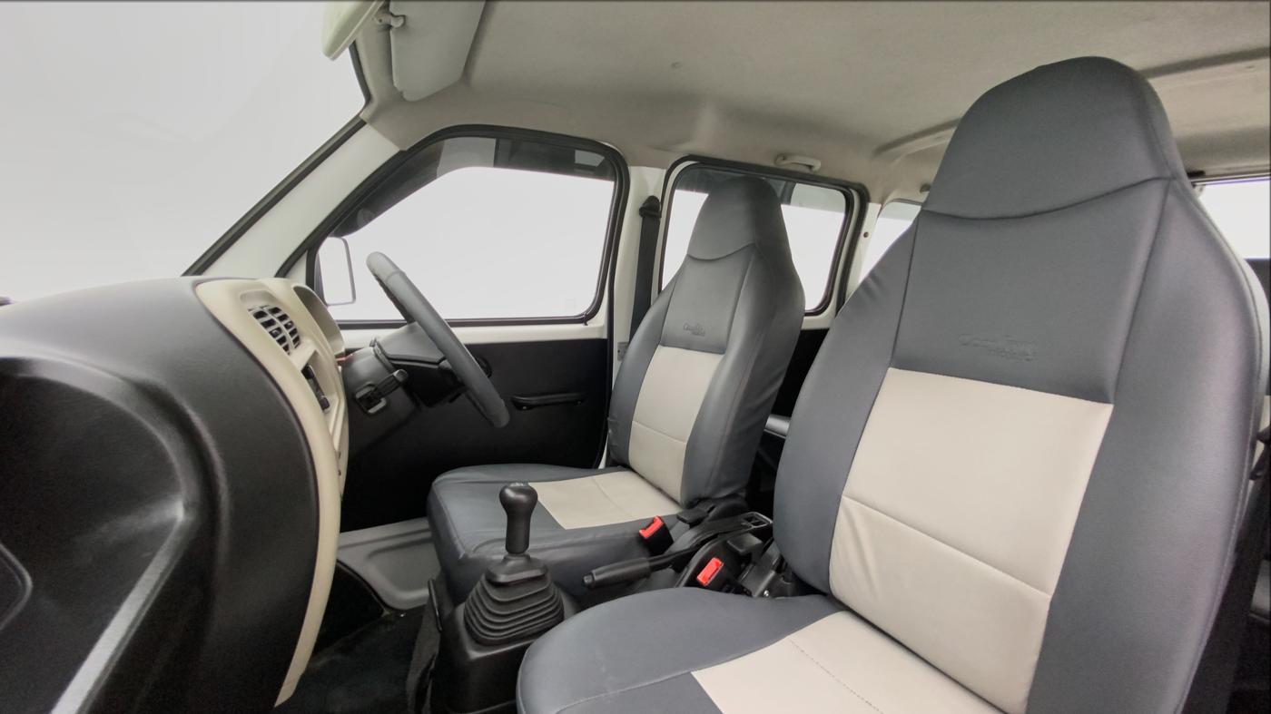 2017 Maruti Eeco 5 STR WITH AC PLUSHTR, Petrol, Manual, 18,001 km, Right Side Front Door Cabin