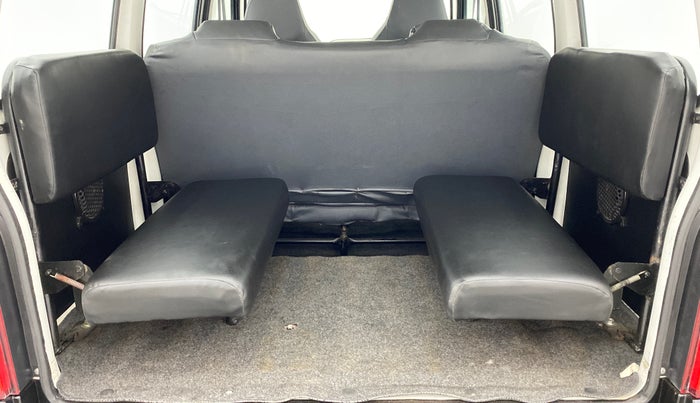 2017 Maruti Eeco 5 STR WITH AC PLUSHTR, Petrol, Manual, 18,001 km, Third Seat Row ( optional )