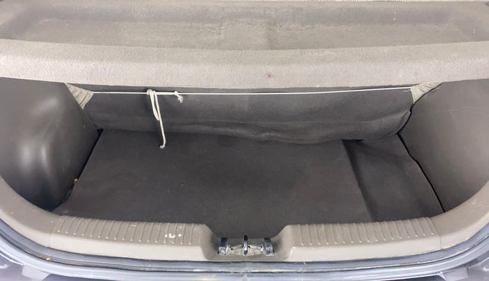 2011 Hyundai i10 MAGNA 1.2 KAPPA2, Petrol, Manual, 47,172 km, Boot Inside