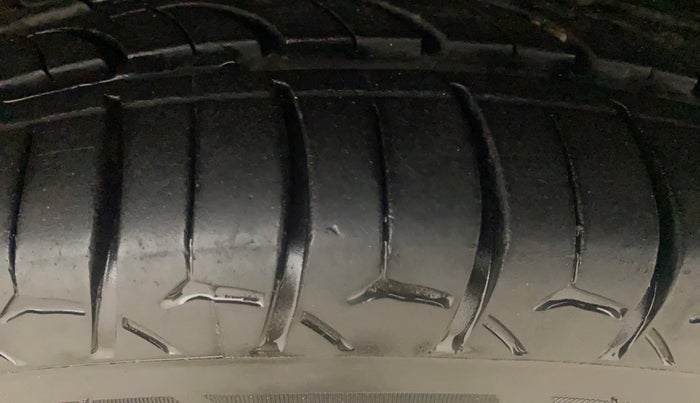 2018 Honda Jazz 1.2L I-VTEC V CVT, Petrol, Automatic, 48,358 km, Right Front Tyre Tread