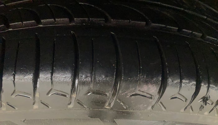 2018 Honda Jazz 1.2L I-VTEC V CVT, Petrol, Automatic, 48,358 km, Left Front Tyre Tread