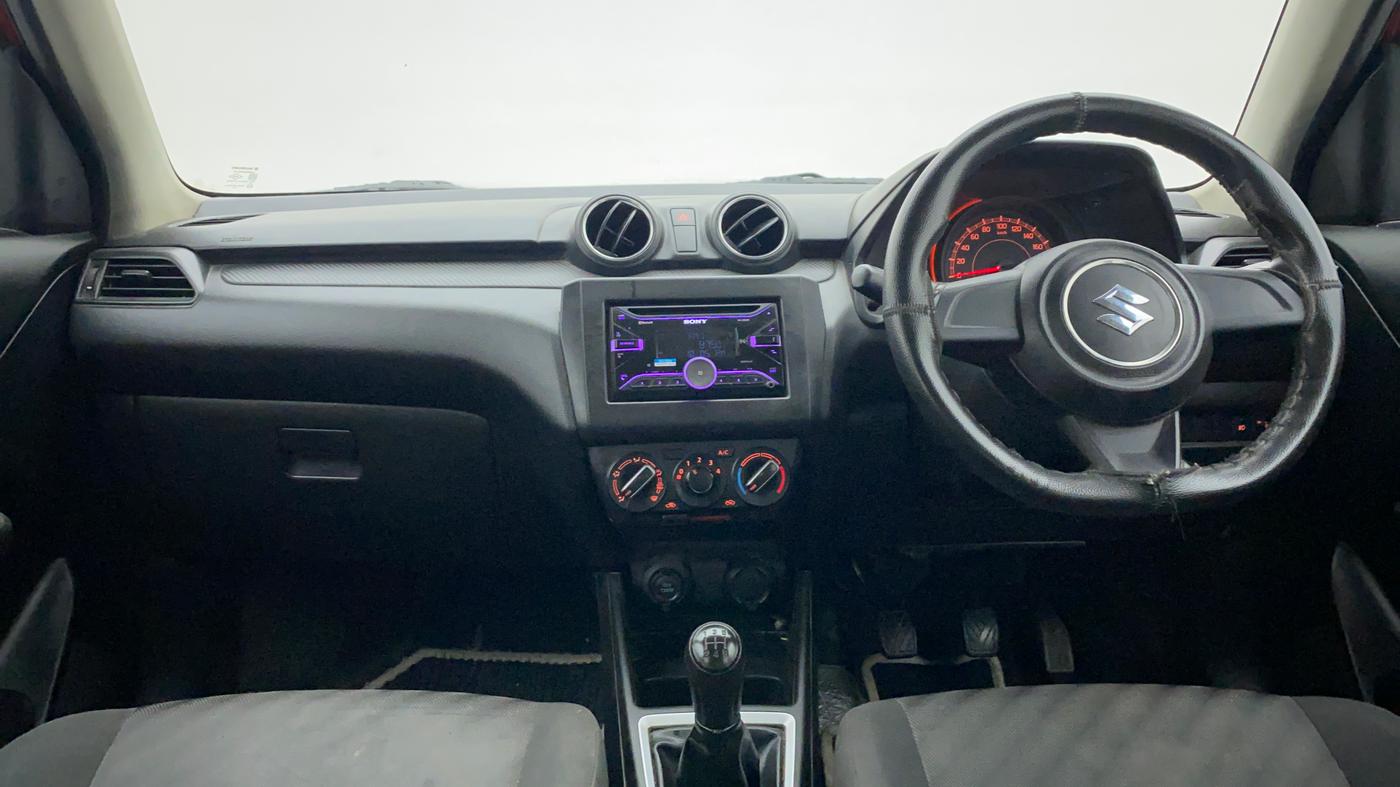 2020 Maruti Swift LXI D, Petrol, Manual, 49,003 km, Dashboard