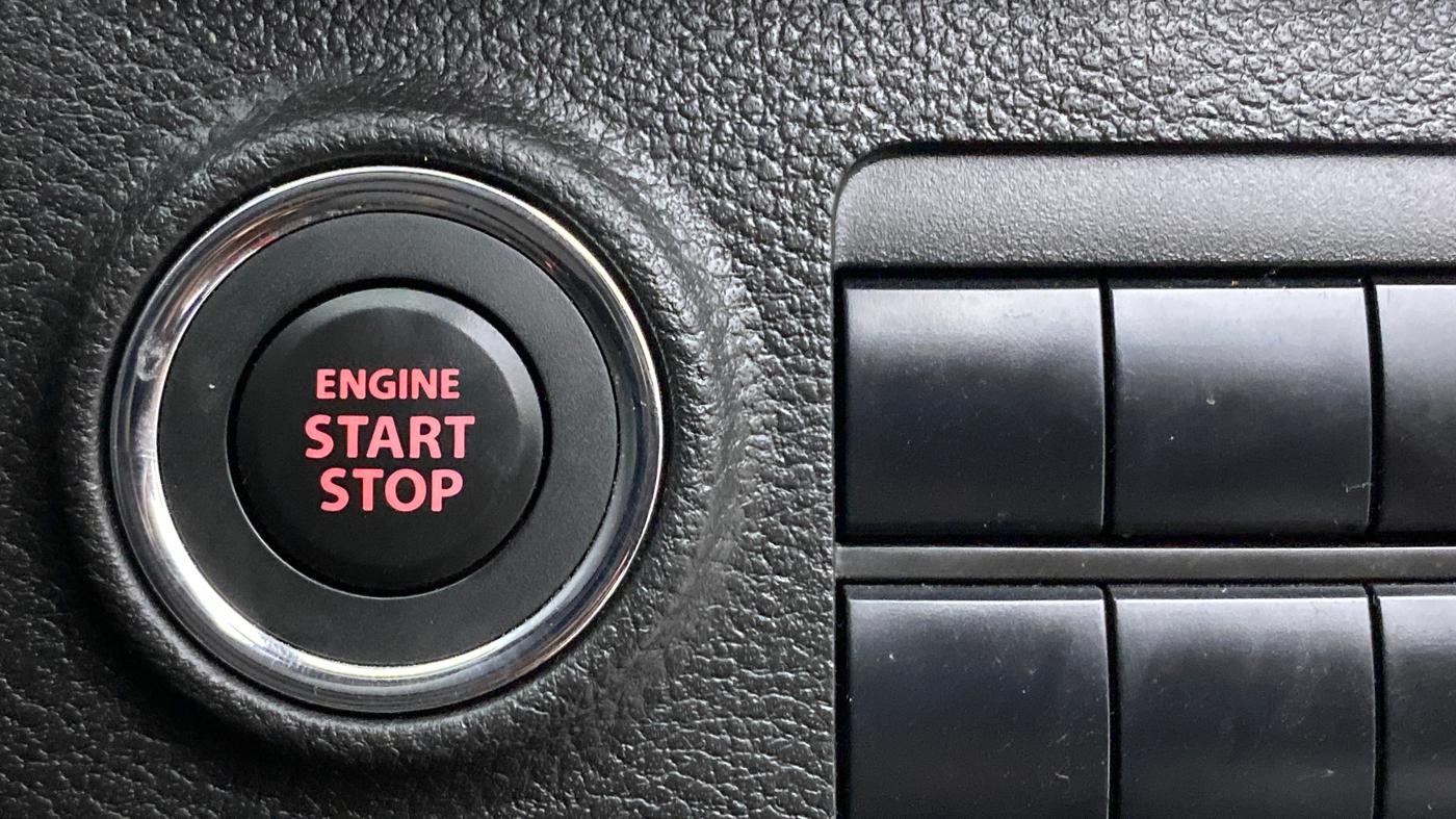 2023 Maruti BREZZA ZXI SMART HYBRID DUAL TONE, Petrol, Manual, 6,696 km, Keyless Start/ Stop Button
