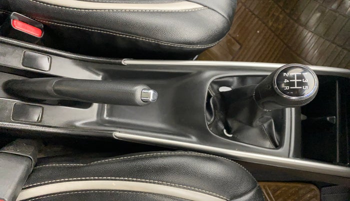 2018 Maruti Baleno DELTA PETROL 1.2, Petrol, Manual, 41,341 km, Gear Lever