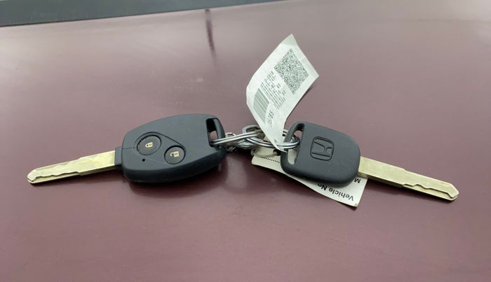 2015 Honda Amaze 1.2L I-VTEC S, Petrol, Manual, 37,156 km, Key Close Up