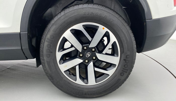 2020 Tata Harrier XZ PLUS 2.0L DUAL TONE, Diesel, Manual, 22,013 km, Left Rear Wheel