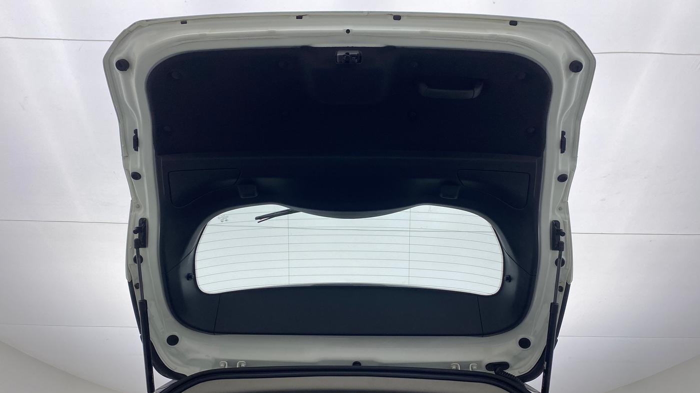 2020 Tata Harrier XZ PLUS 2.0L DUAL TONE, Diesel, Manual, 22,013 km, Boot Door Open