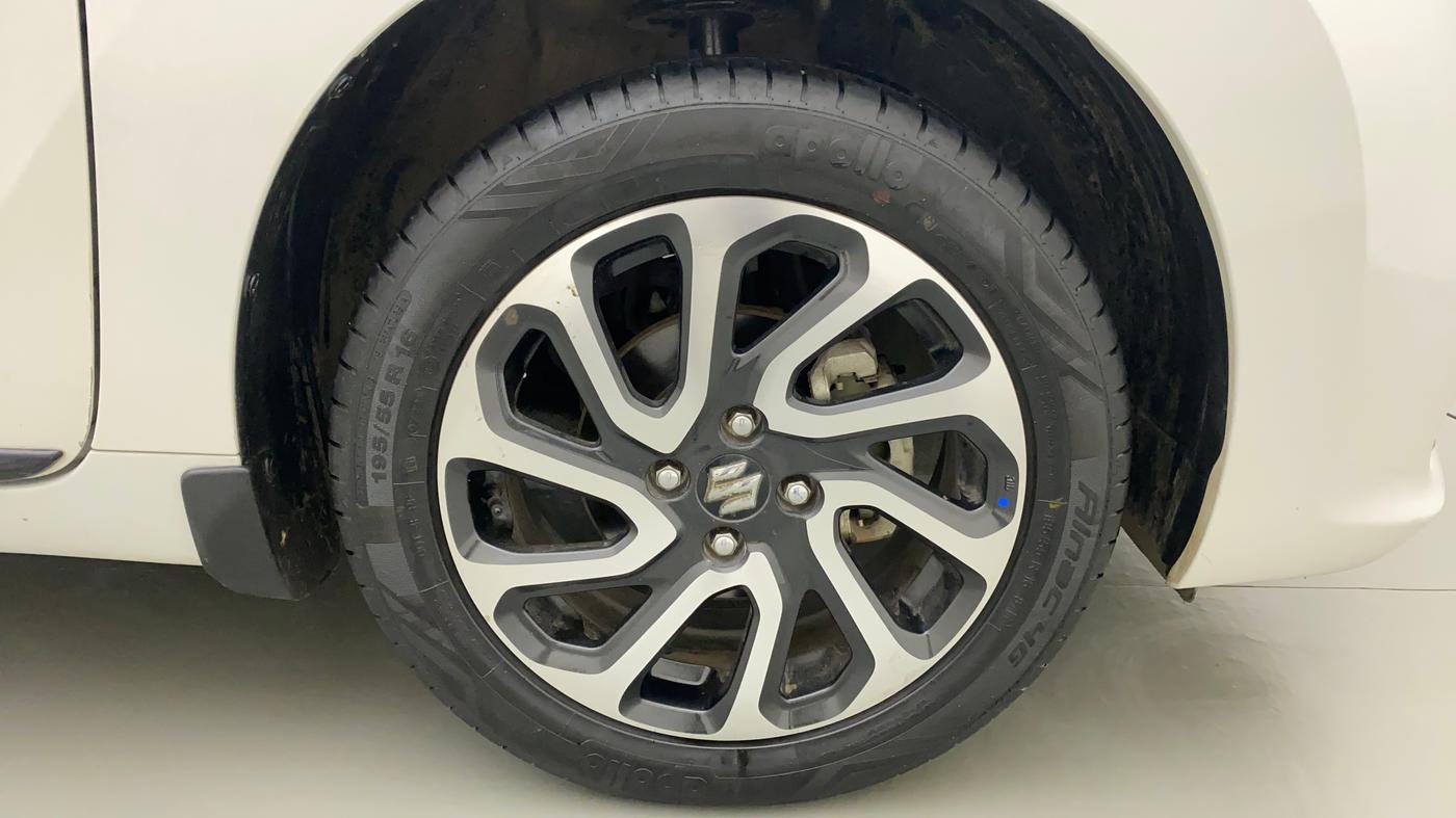 2022 Maruti Baleno ALPHA PETROL 1.2, Petrol, Manual, 14,080 km, Right Front Wheel