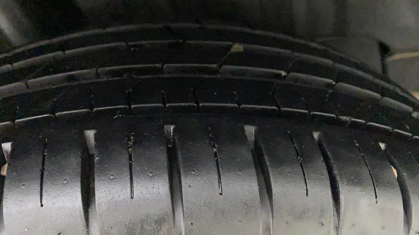 2022 Maruti Baleno ALPHA PETROL 1.2, Petrol, Manual, 14,080 km, Right Rear Tyre Tread