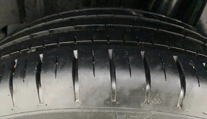 2022 Maruti Baleno ALPHA PETROL 1.2, Petrol, Manual, 14,080 km, Left Rear Tyre Tread