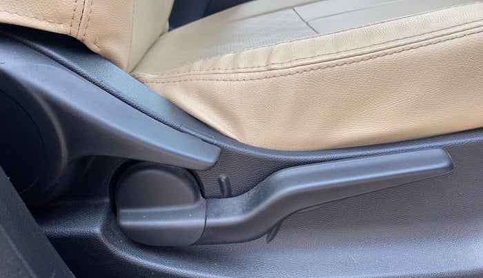 2021 Honda City 1.5L I-VTE V CVT, Petrol, Automatic, 53,604 km, Driver Side Adjustment Panel