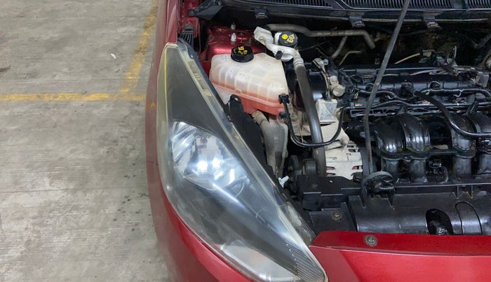 2017 Ford New Figo TITANIUM 1.2 PETROL MT, Petrol, Manual, 36,596 km, Engine View - Right