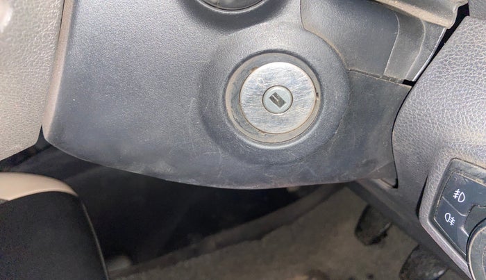 2017 Ford New Figo TITANIUM 1.2 PETROL MT, Petrol, Manual, 36,596 km, Keyless Start/ Stop Button