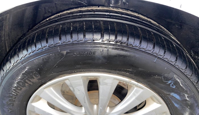 2015 Maruti Ciaz ZXI AT, Petrol, Automatic, 44,549 km, Left Front Tyre Tread
