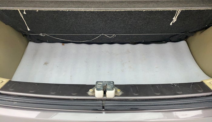 2015 Honda Brio 1.2 S MT I VTEC, Petrol, Manual, 65,109 km, Boot Inside View