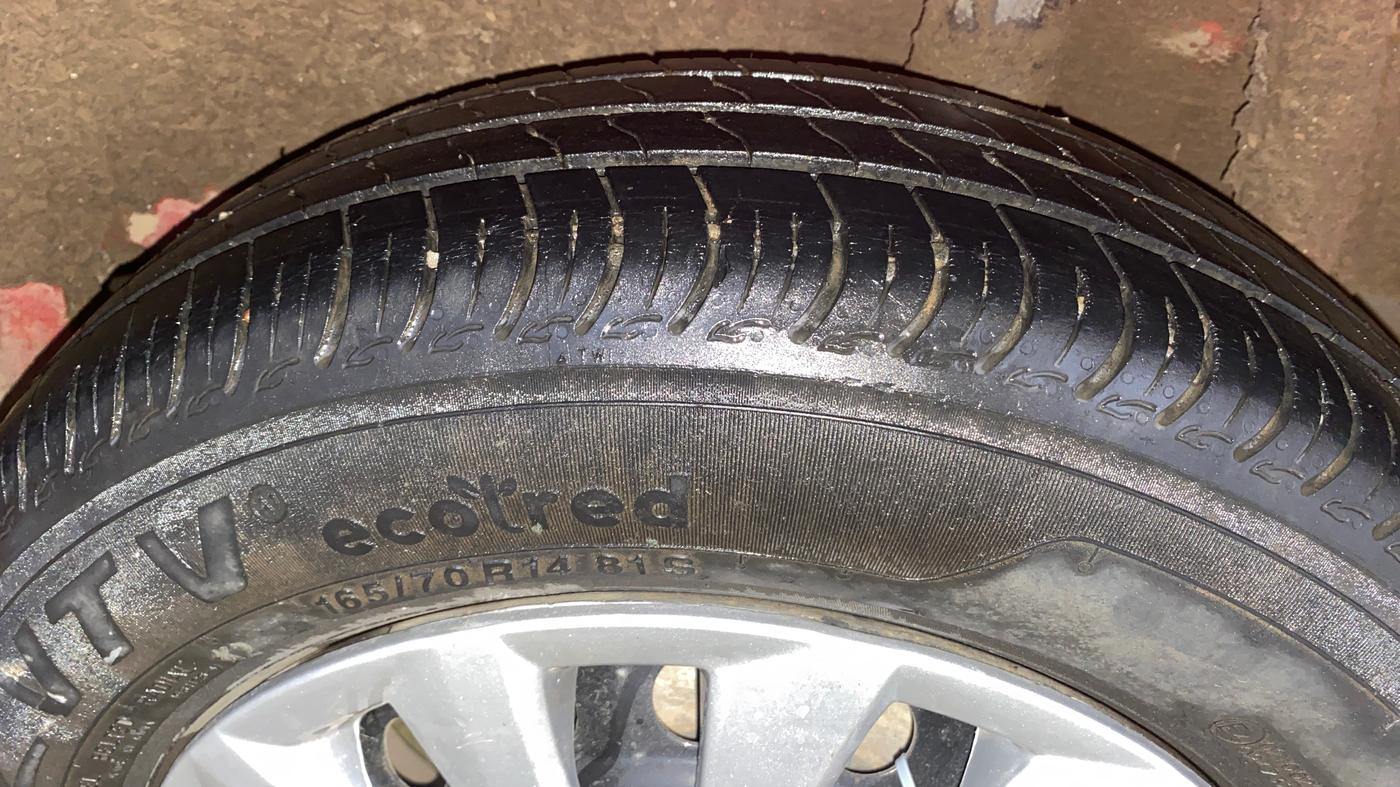 2016 Maruti Celerio VXI CNG, CNG, Manual, 93,917 km, Left Rear Tyre Tread