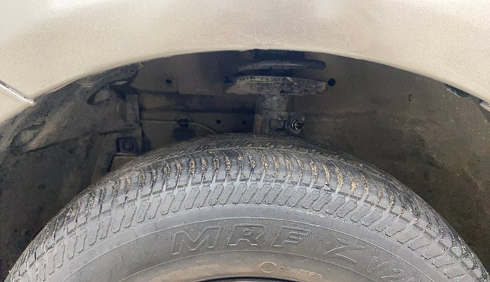 2016 Maruti Swift Dzire VDI (O), Diesel, Manual, 86,038 km, Left Front Tyre Tread