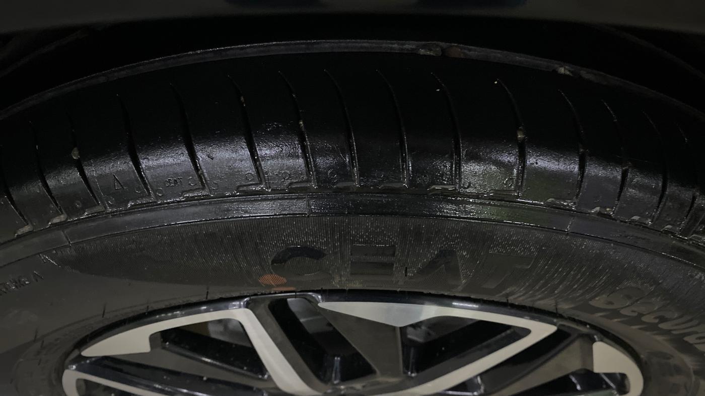 2025 Maruti Dzire ZXi Plus, Petrol, Manual, 19,187 km, Left Rear Tyre Tread