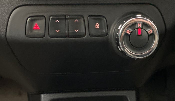 2017 Renault Kwid RXT 1.0 EASY-R  AT, Petrol, Automatic, 37,357 km, Gear Lever