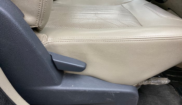2014 Nissan Terrano XV PREMIUM 110 PS DEISEL, Diesel, Manual, 53,034 km, Driver Side Adjustment Panel