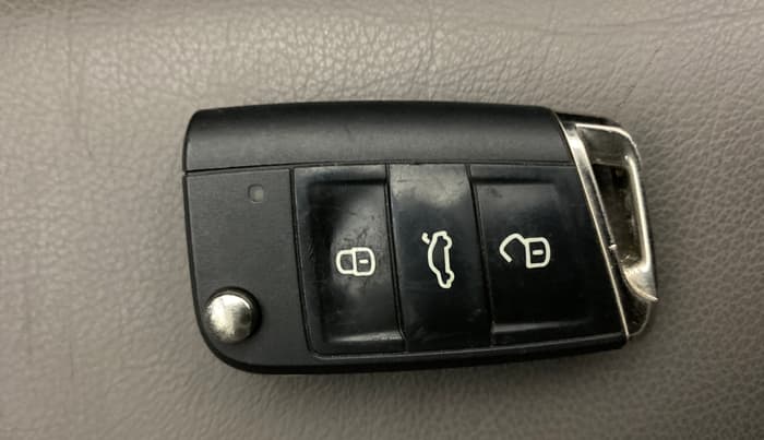 2021 Volkswagen T-ROC 1.5 TSI AT, Petrol, Automatic, 62,708 km, Key Close Up