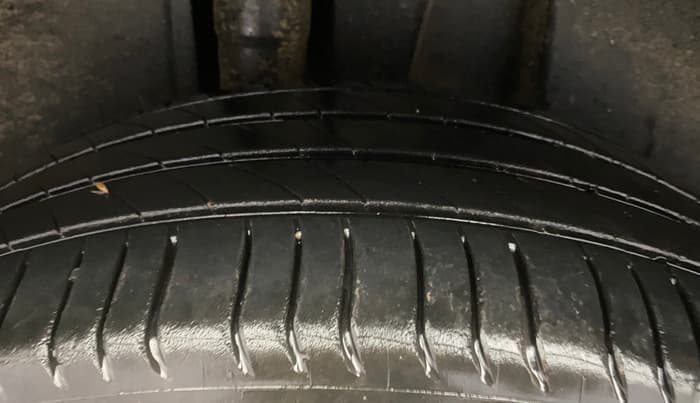 2021 Volkswagen T-ROC 1.5 TSI AT, Petrol, Automatic, 62,708 km, Right Rear Tyre Tread