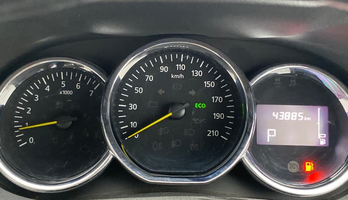 2017 Renault Duster RXS CVT, Petrol, Automatic, 43,884 km, Odometer Image