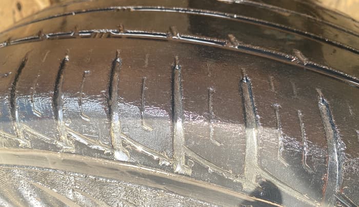 2017 Renault Duster RXS CVT, Petrol, Automatic, 43,884 km, Left Front Tyre Tread