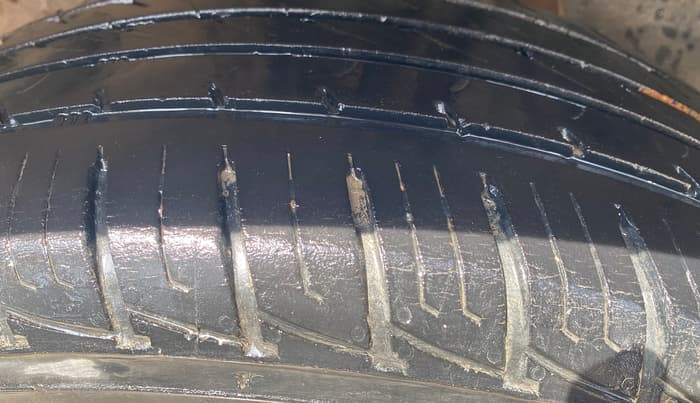 2017 Renault Duster RXS CVT, Petrol, Automatic, 43,884 km, Left Rear Tyre Tread