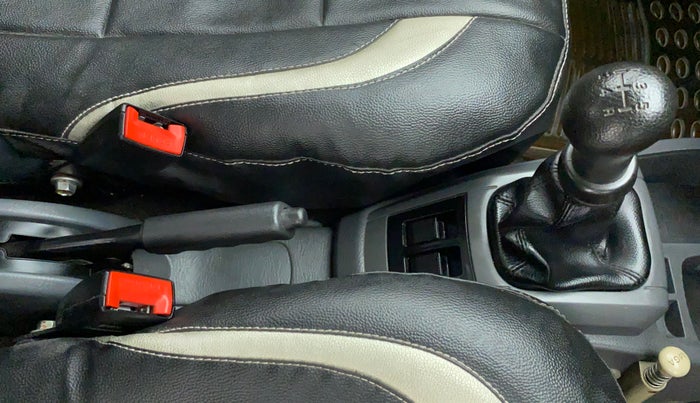 2016 Maruti Alto 800 VXI, Petrol, Manual, 42,786 km, Gear Lever