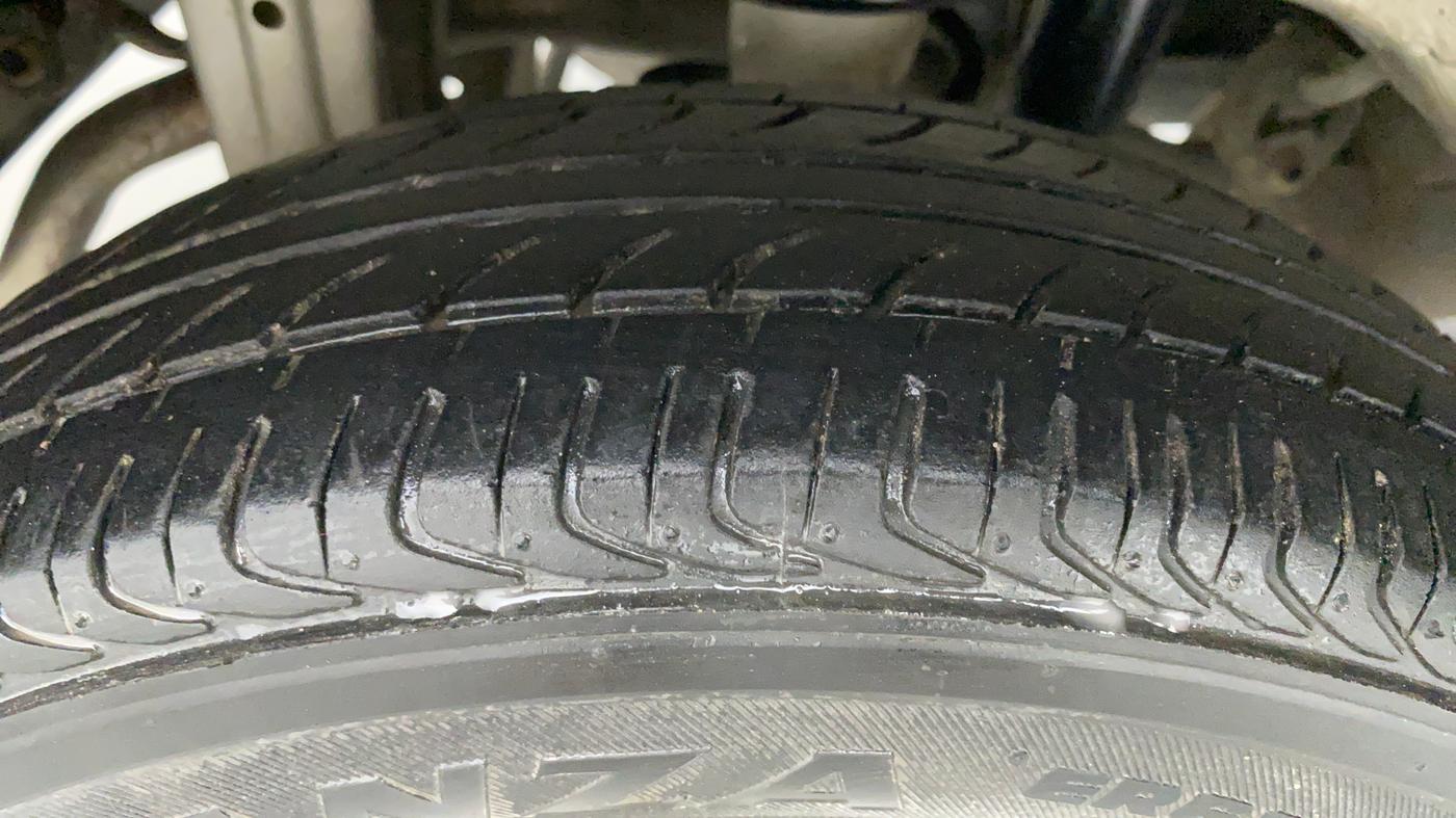 2016 Maruti Alto 800 VXI, Petrol, Manual, 42,786 km, Right Rear Tyre Tread
