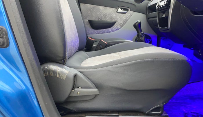 2018 Maruti Alto 800 LXI CNG, CNG, Manual, 25,221 km, Driver Side Adjustment Panel